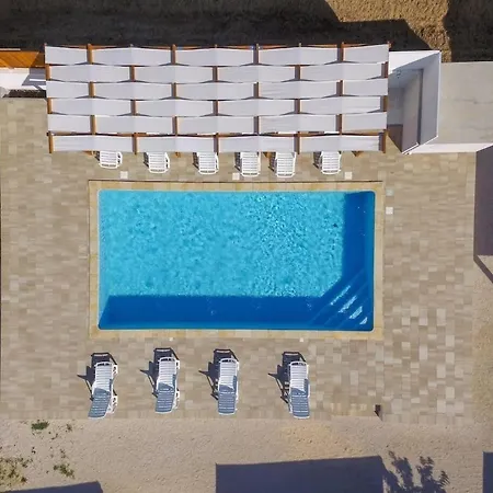 Ani - With Pool Appartement *
