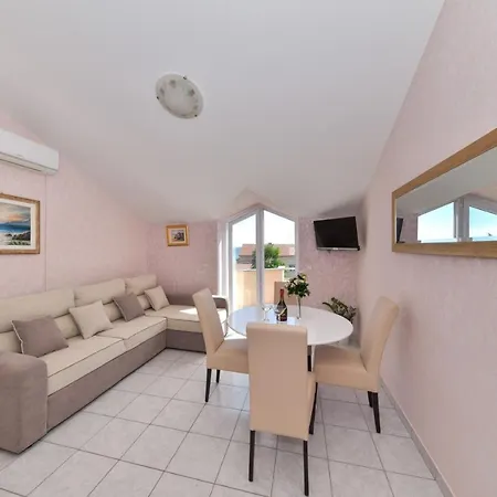 Ani - With Pool Appartement