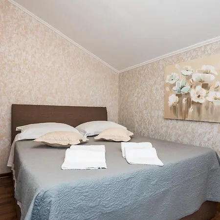 Appartement Ani - With Pool