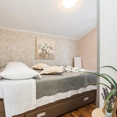 Appartement Ani - With Pool Privlaka (Zadar)